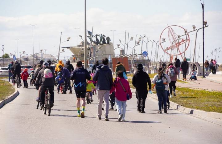 La Costanera se llenó de música y deportes