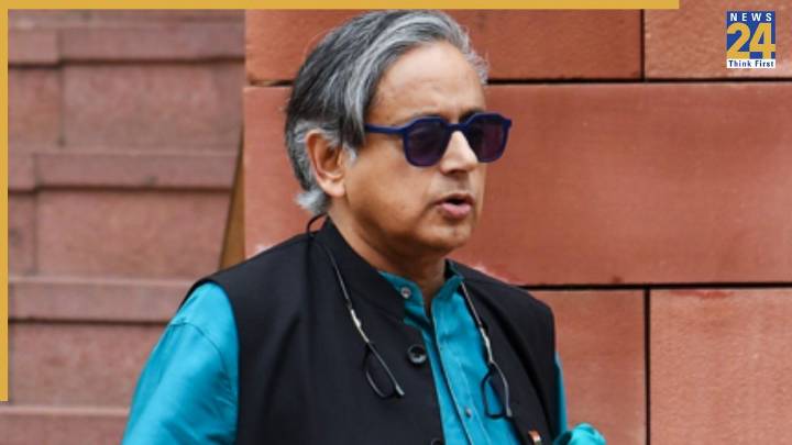 Congress leader Shashi Tharoor Hits Out at Trump, Says ‘US Prez Shouldn’t Tell What India Will Do’