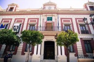 Fernando Ayala presenta en Sevilla su novela ‘Zavasabel’, un viaje por la Europa de los 80