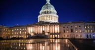 ¿Qué significa que Estados Unidos cierre su gobierno y cómo te afecta?