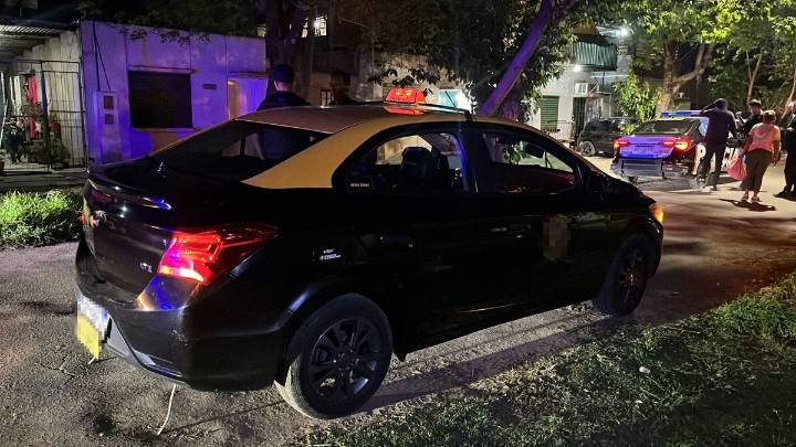 Cocaína a bordo: arrestaron a un taxista y su pasajero con droga en un bolso