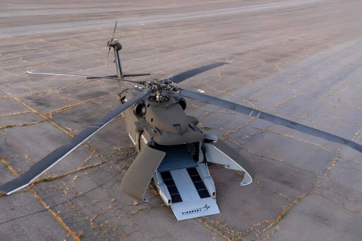 Lockheed Martin ha tenido una idea para hacer del Black Hawk un arma más letal. Le quitó la cabina y lo volvió autónomo