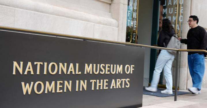 Louvre heist highlights thorny issue for museums: How to secure art without becoming fortresses