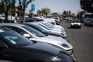 Newsom vetoes car dealer bill that would have hiked fees on buyers