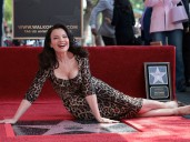 Fran Drescher recibe una estrella en Hollywood