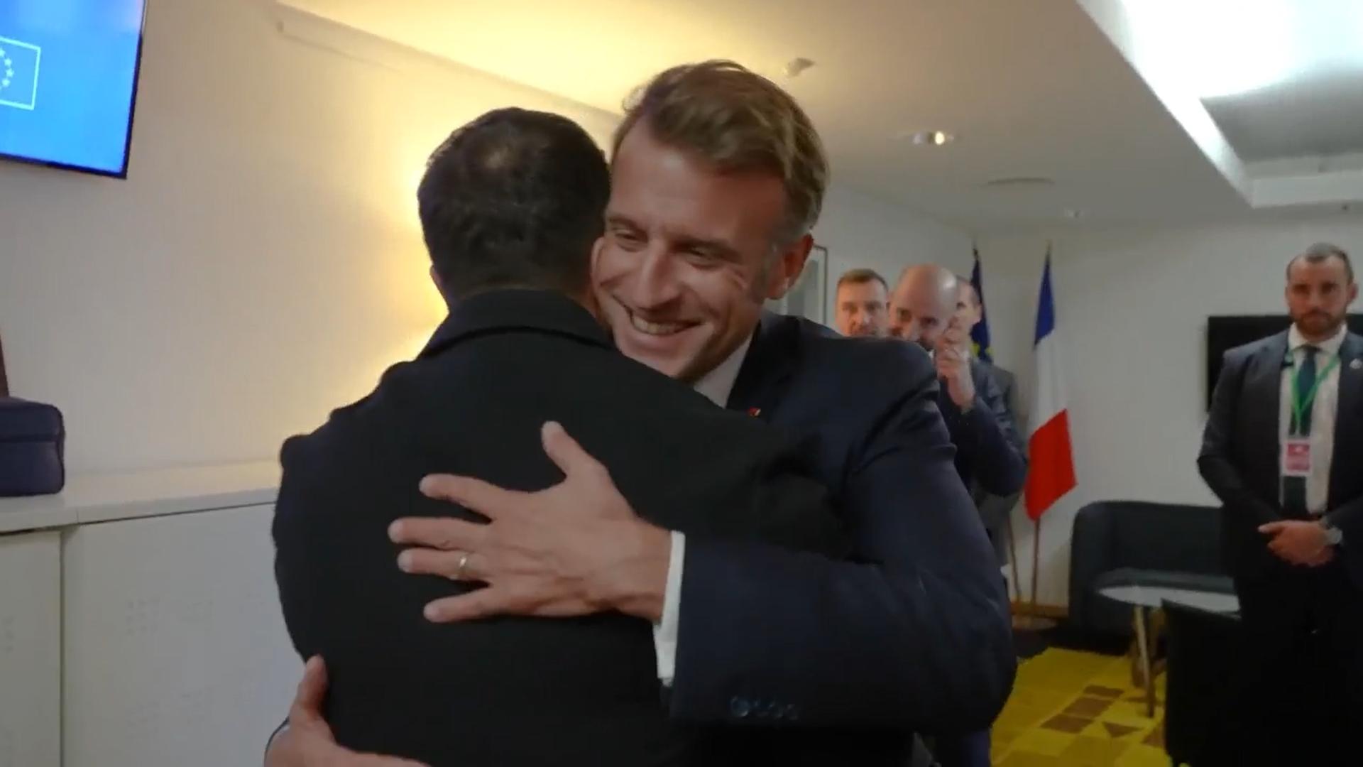 Zelenskyy meets with Macron, Merz and other EU leaders on sidelines of Brussels summit