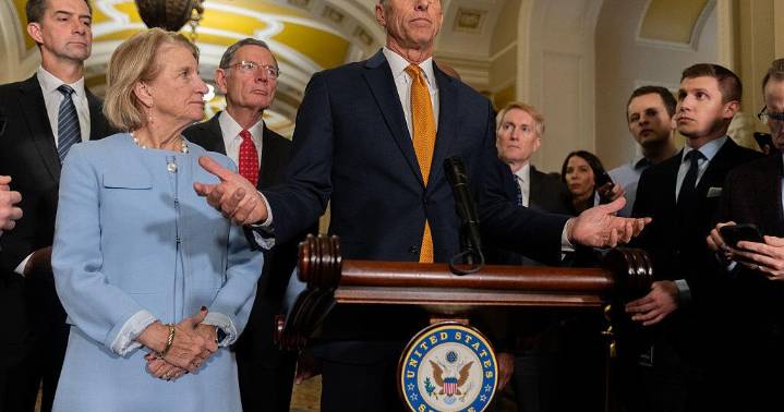 Government shutdown live updates as impasse enters fifth week