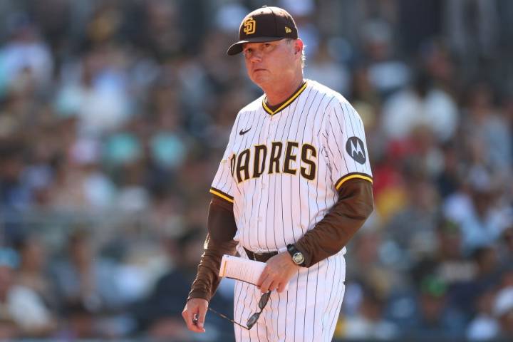 Mike Shildt retires as San Diego Padres manager