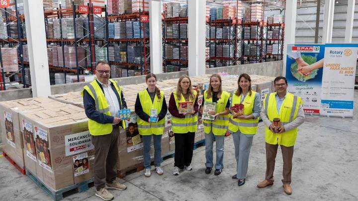 SPAR Gran Canaria llena de desayunos solidarios los comedores de Cáritas en la isla