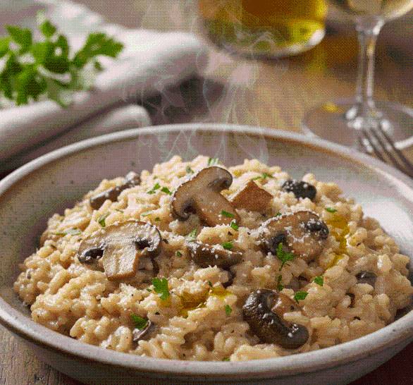 Risotto de hongos: receta italiana cremosa y elegante para sorprender en casa