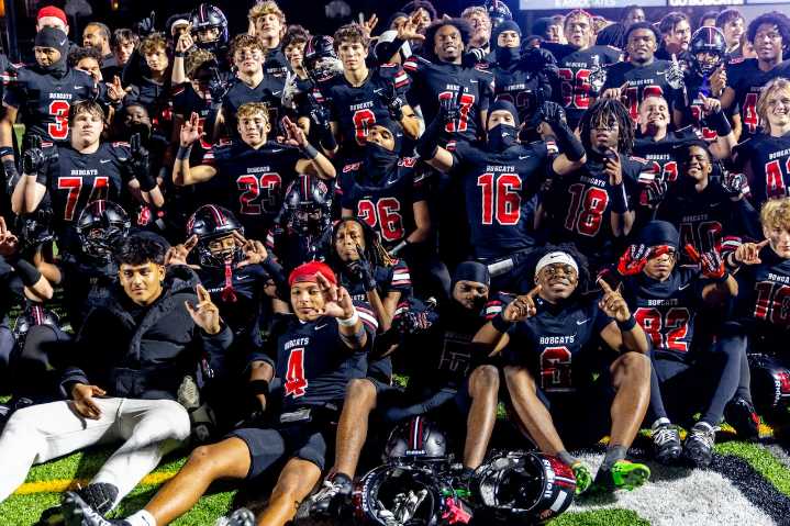 Grand Blanc vs. Romeo: Watch Michigan high school football showdown live Friday night (10/24/2025)