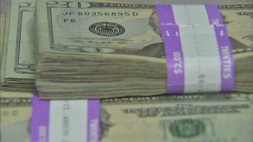 Lombard man says Chase Bank abruptly froze over $40K of his money for weeks: 'It was extremely stressful'