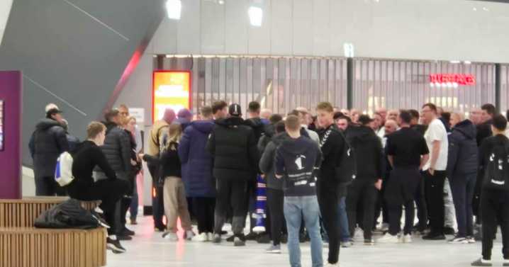 Danny Rohl forced into second Rangers apology by raging fans at airport