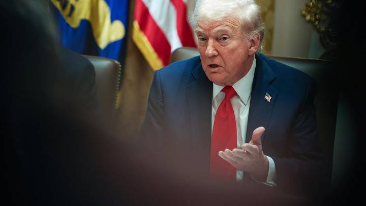 Trump dice que "quizás" habría que expulsar a España de la OTAN
