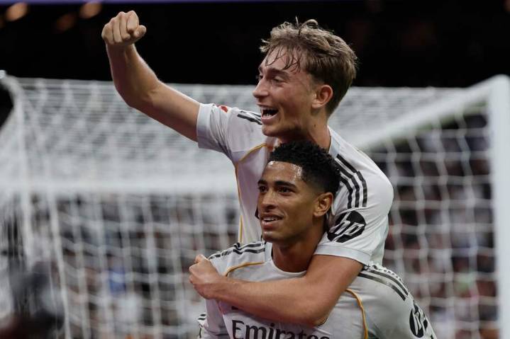 Real Madrid y Barcelona se enfrentan en un nuevo clásico por el liderato de LaLiga