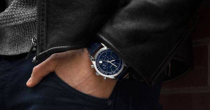 Debenhams slashes price of 'stunning' £1k Quartz watch by a huge 91% in sale