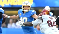 Chargers stumble late, drop 2nd straight in loss to Commanders