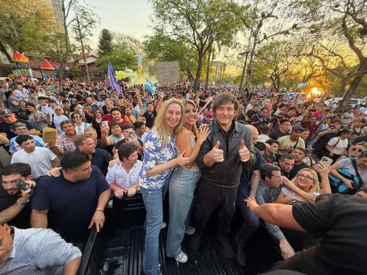 Javier Milei recorrió Corrientes junto a Virginia Gallardo: “No aflojen»