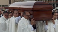 Feligreses acuden a funeral del Arzobispo Francisco Moreno Barrón