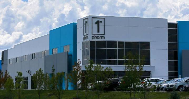 St. Louis County police chief gives1st Phorm second chance