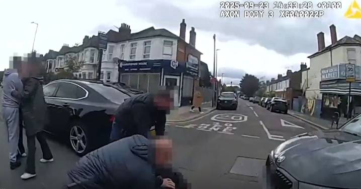 Victim's clever move led cops to gang suspected of sending 40,000 stolen UK phones to China