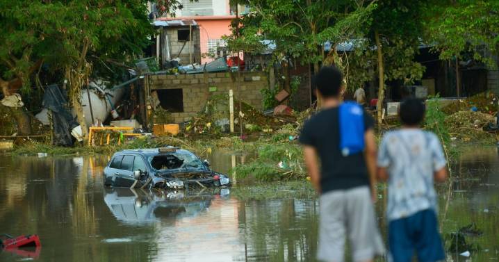 Sube a 41 cifra de personas fallecidas por lluvias en cinco estados; hay 27 desaparecidos