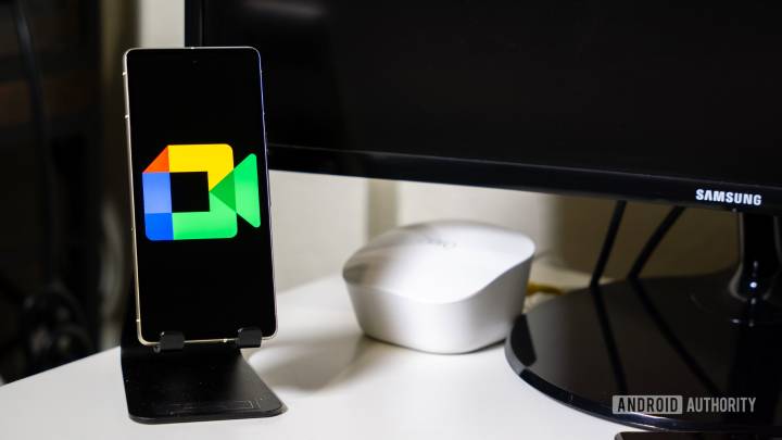 Google Meet adds a new trick for when you’re not camera