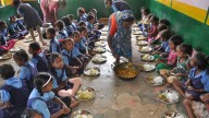 Midday meal reimbursement delays place financial strain on school principals in Maharashtra