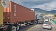 Chocan dos tráileres sobre la Siglo XXI