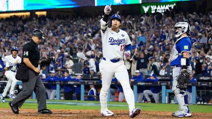 Blue Jays drop 18-inning thriller to Dodgers on walk