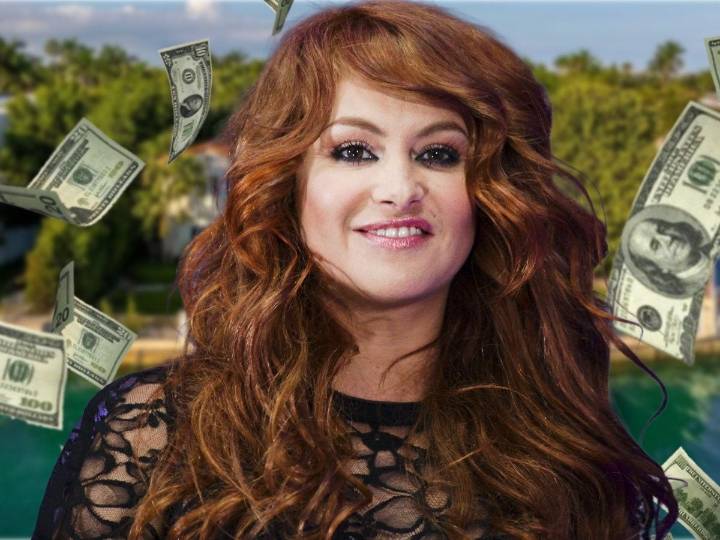 Conoce la lujosa mansión de Paulina Rubio de la que fue desalojada