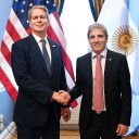 Bessent ya vendió en Argentina más de 2000 millones de dólares para facilitar la fuga de sus amigos