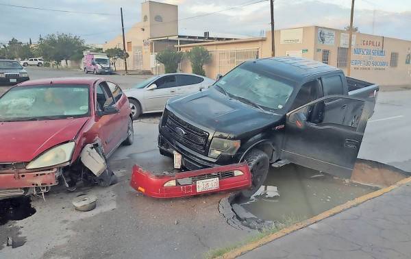 Duplican lluvias socavones y hundimientos