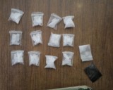 Detienen a dos sujetos por vender drogas a menores en Tepeji