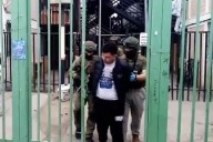 Simuló falso allanamiento en Santiago: cae presunto líder de banda que realizaba robos vestidos como policías