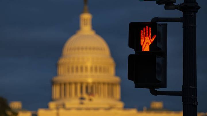 Government shutdown now 2nd longest in U.S. history