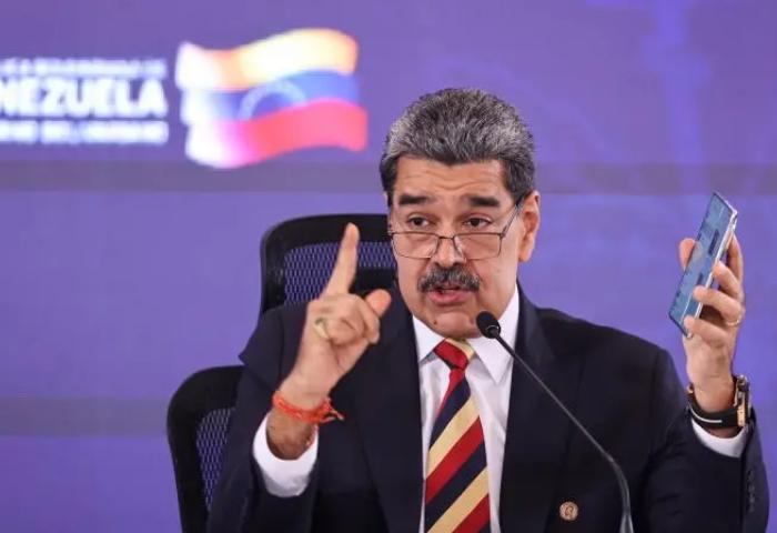Maduro propuso crear una app de vigilancia para que los venezolanos reporten “las 24 horas del día todo lo que ven y oyen”