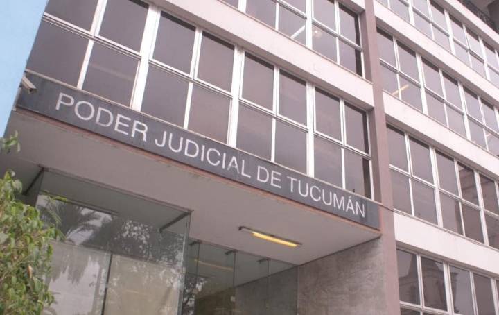 Fallo sienta precedente en Concepción: la Justicia ordena eliminar contenido difamatorio sobre una mujer de redes sociales