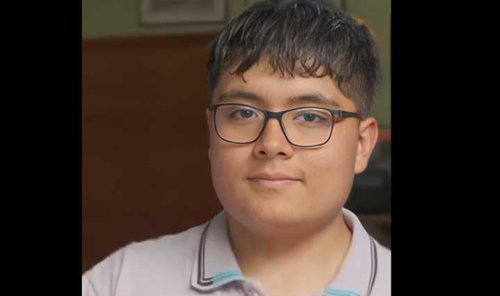 Dan beca a estudiante de Fosca para estudiar fisica en la UniAndes