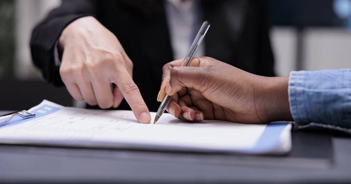 Denuncia de falsificación de firmas se archiva tras 10 años sin avances y carga laboral de la Fiscalía