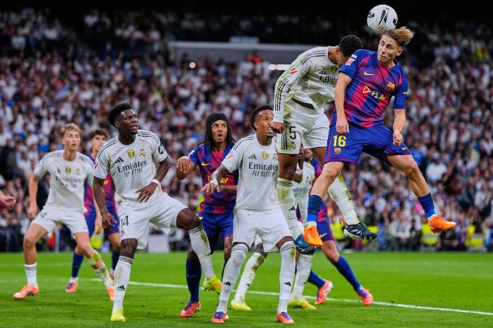 Real Madrid - Barcelona, el clásico de la Liga en imágenes