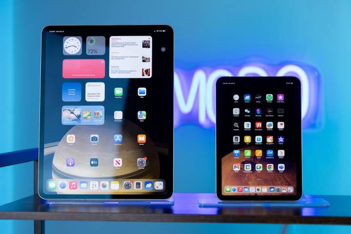 Apple Reportedly Plans to Upgrade Every iPad and MacBook Screen