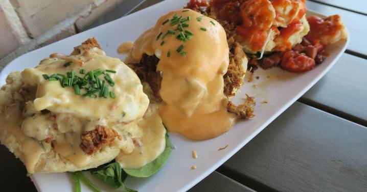 I tried Ruby Slipper for the first time. Here's what I thought of the Benedicts and beignets.