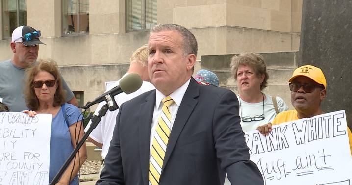 Jackson County legislators name Phil LeVota as interim county executive