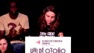 El ridículo llanto de la podemita de la flotilla por el radical que pegó a policías en un mitin de Vox