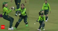 IND vs PAK: Comical Pakistan error leads to dropped catch