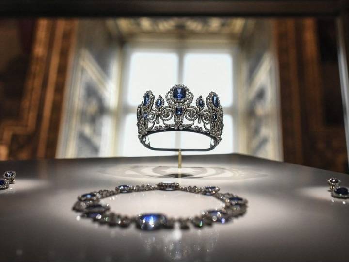 Here’s what could happen to the Louvre’s stolen jewelry