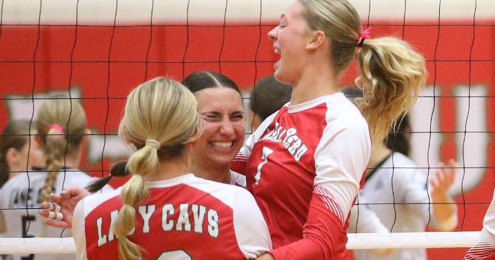 Photos: L-P volleyball overpowers Kaneland in straight