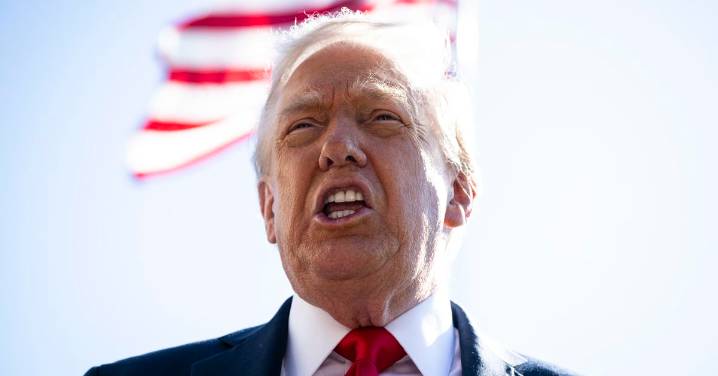 El comportamiento de Trump en redes se vuelve cada vez más raro: "El presidente está desquiciado"