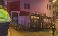 Santa Anita: incendian bus de transporte 'La 40' tras levantamiento del paro de transporte